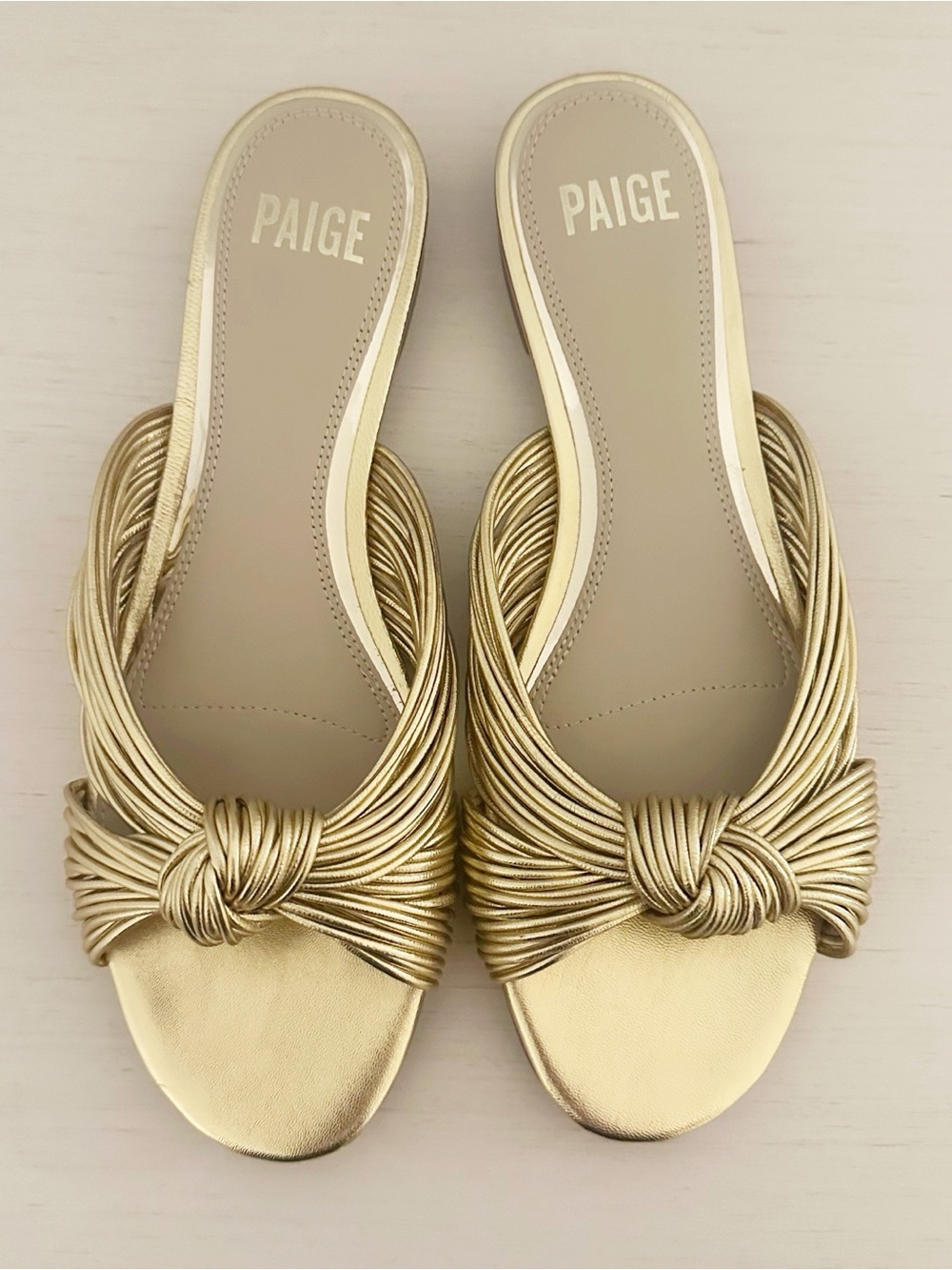 PAIGE Dany Gold Leather Flat Sandals Women’s Size 8.5